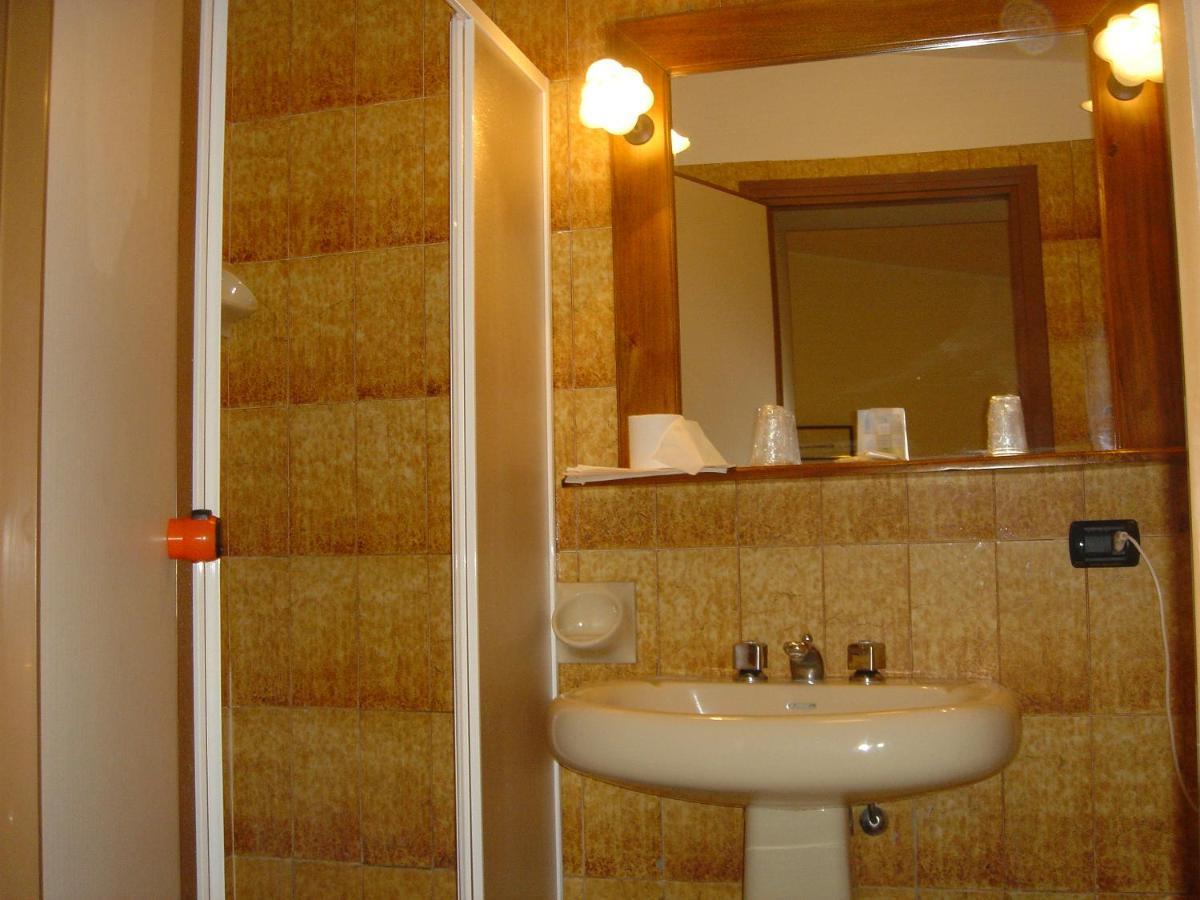 Malaspina Hotel & Resort Bosa Luaran gambar