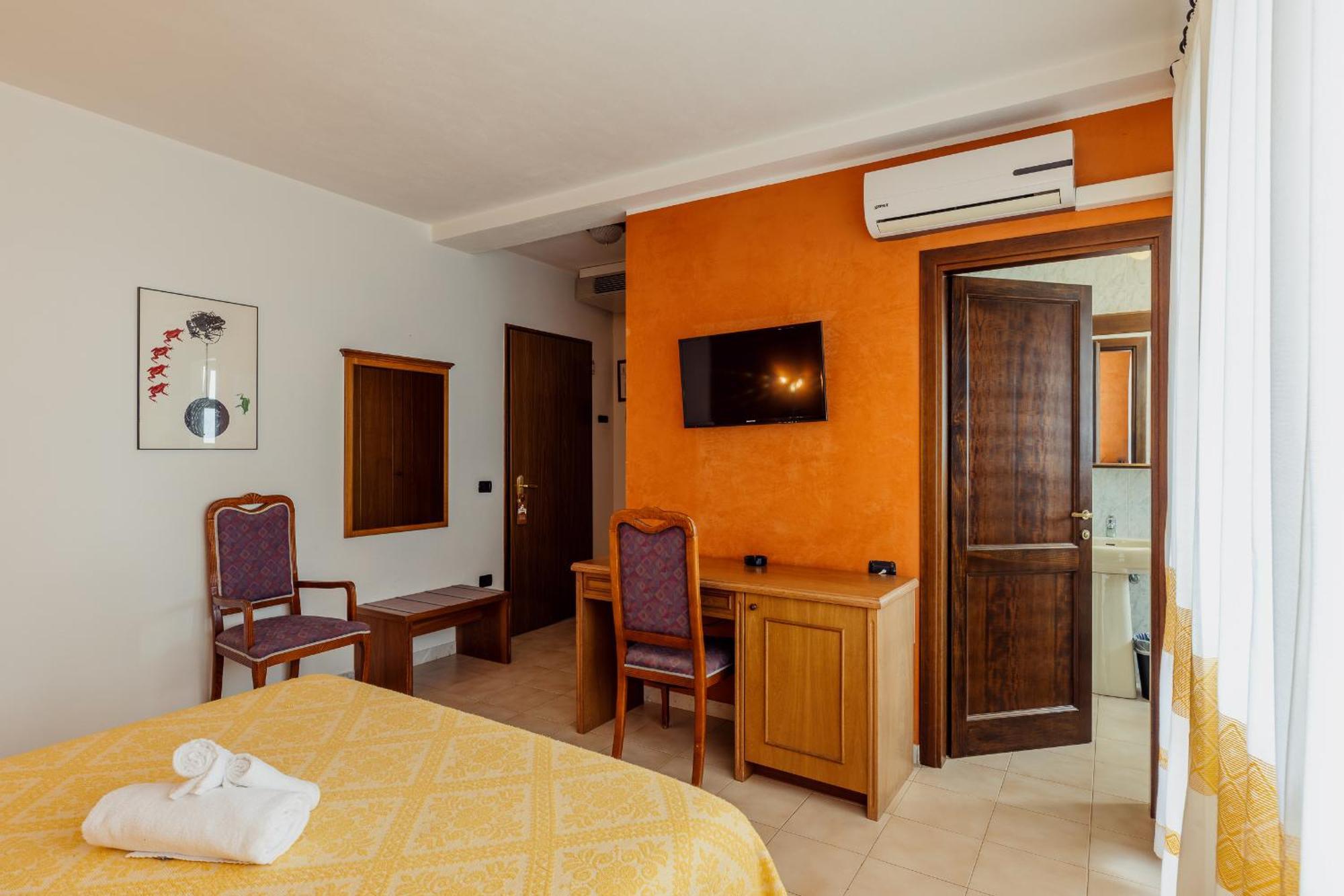 Malaspina Hotel & Resort Bosa Luaran gambar