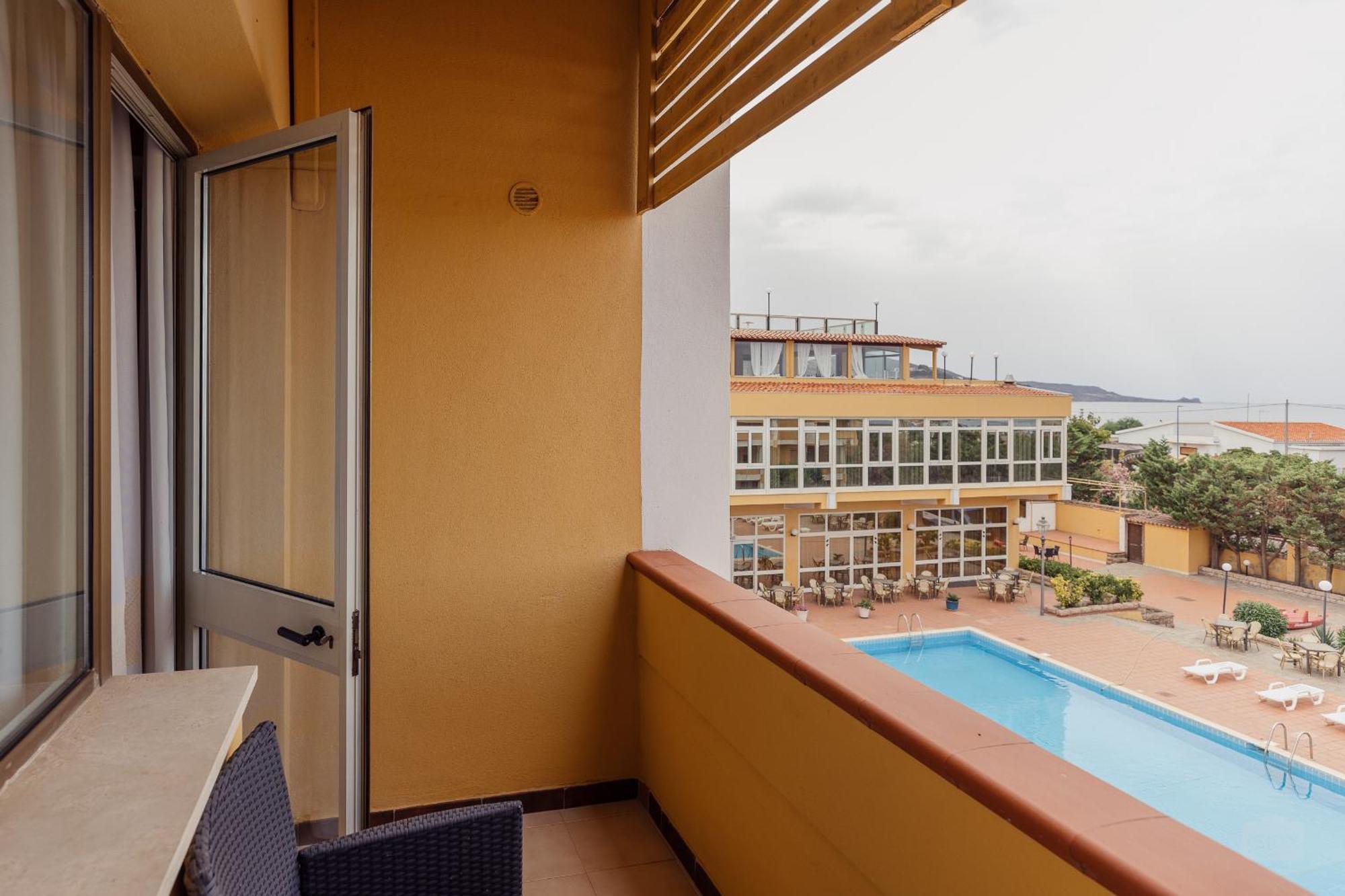 Malaspina Hotel & Resort Bosa Luaran gambar