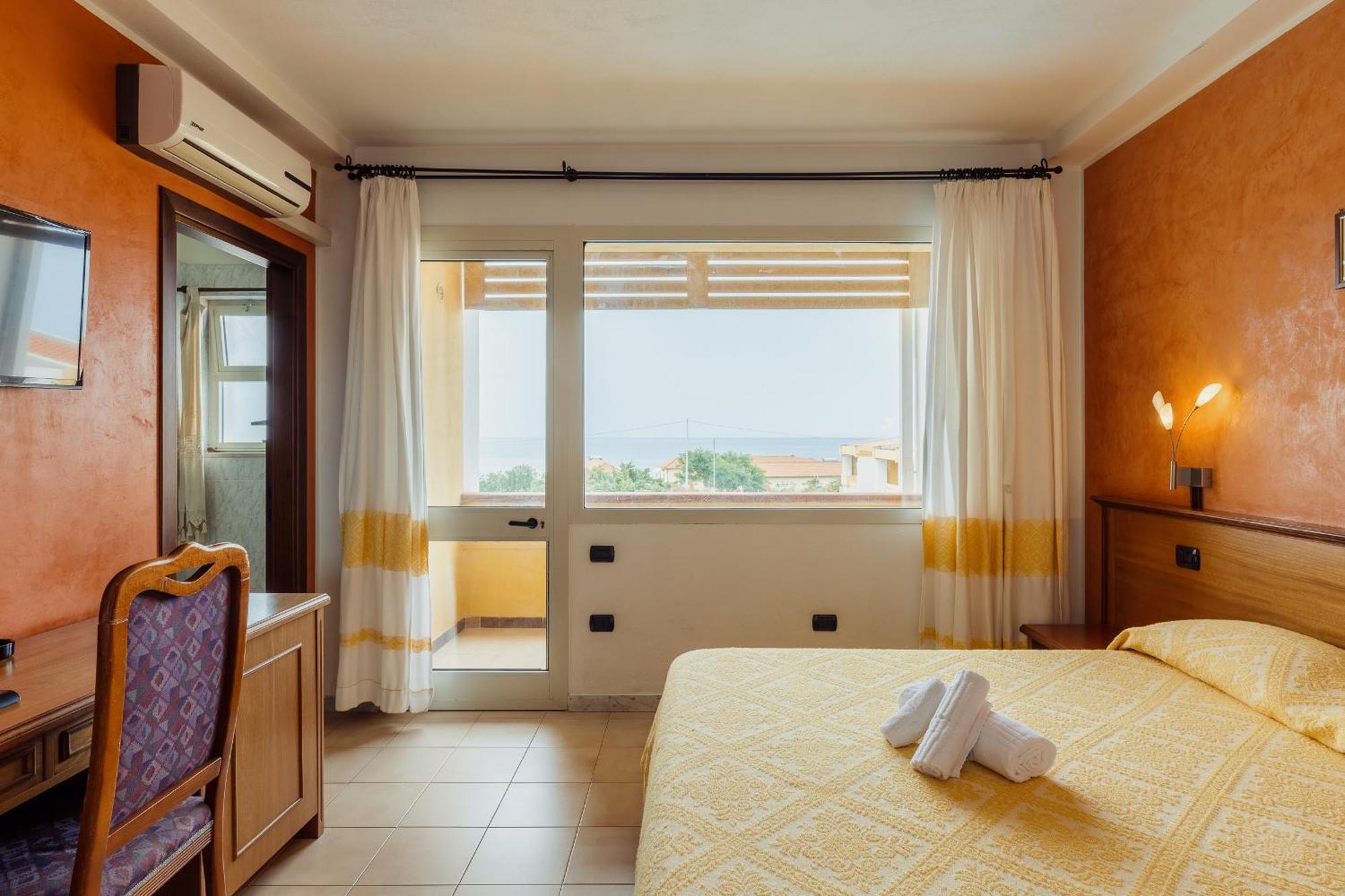 Malaspina Hotel & Resort Bosa Luaran gambar